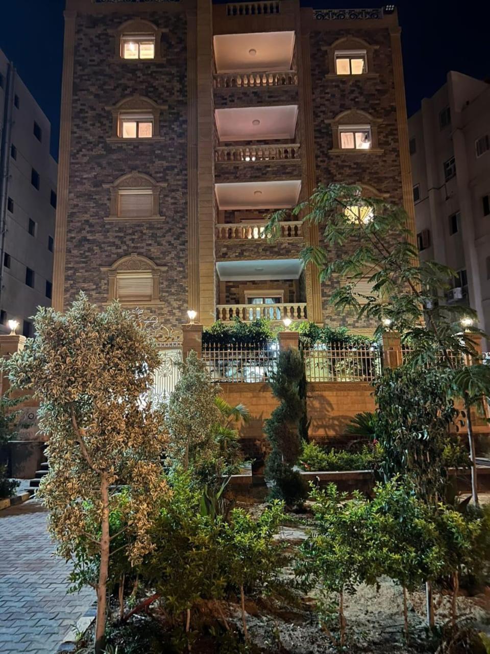 Apartment شقه فندقيه للايجار اليومي التجمع الخامس01068880306 *